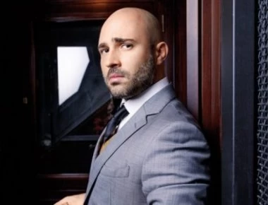 «Καταπέλτης» ο Κ.Μπογδάνος - Μετά την Ε.Στάη παρέλαβε την Μ.Σπυράκη (φώτο)